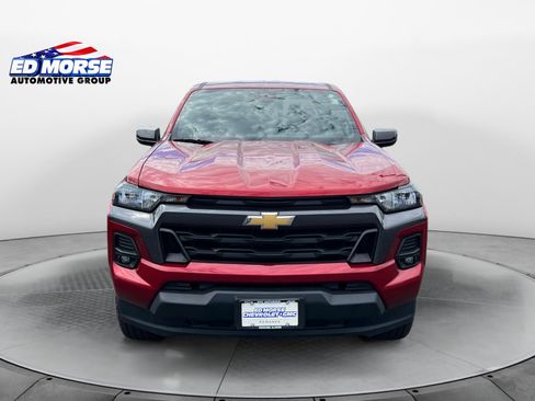 Certified 2023 Chevrolet Colorado LT w/ LT Convenience Package II AWD/4WD image 8
