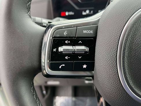 Certified 2026 Kia Carnival SX Prestige FWD image 20