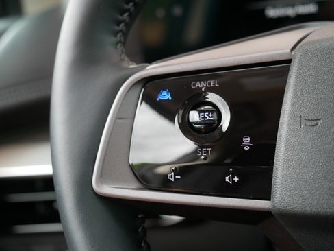 Certified 2025 Nissan Murano SL AWD/4WD image 28