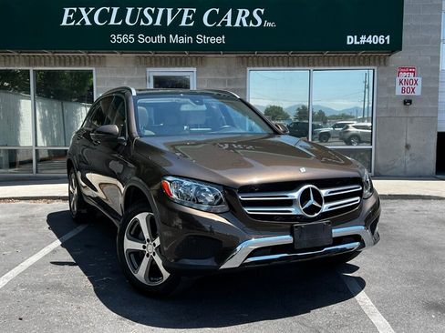 Used 2016 Mercedes-Benz GLC 300 4MATIC w/ Multimedia Package image 1