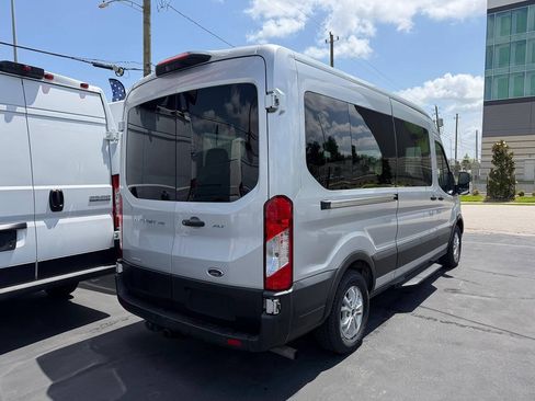 Used 2021 Ford Transit 350 XLT RWD image 6
