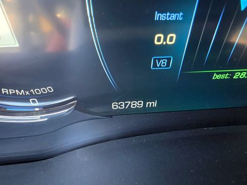 Used 2019 Cadillac Escalade Platinum AWD/4WD image 17
