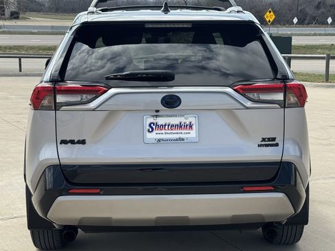 Used 2024 Toyota RAV4 XSE image 5