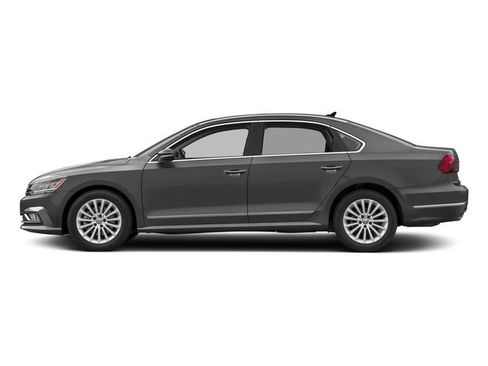 Used 2017 Volkswagen Passat 1.8T S FWD image 3