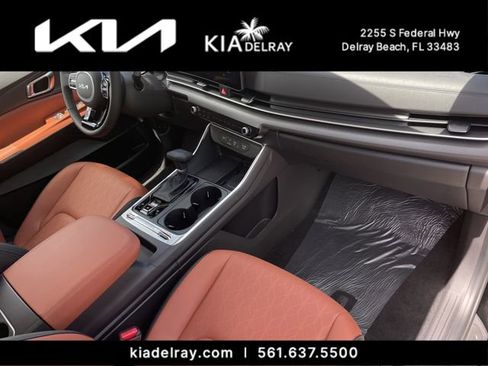 New 2026 Kia Carnival SX FWD image 11