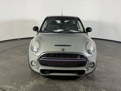 Used 2019 MINI Cooper S image 2