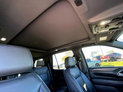 Used 2021 Chevrolet Tahoe LT image 19