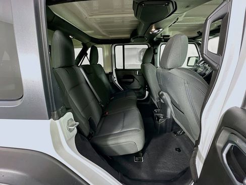 Used 2021 Jeep Wrangler Unlimited Sport image 35