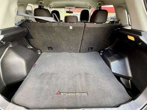 Used 2019 Mitsubishi Outlander Sport ES FWD image 35