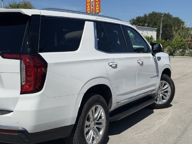 Used 2024 GMC Yukon SLT w/ SLT Luxury Package RWD image 13