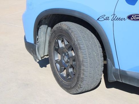 Used 2025 Honda Pilot TrailSport image 9