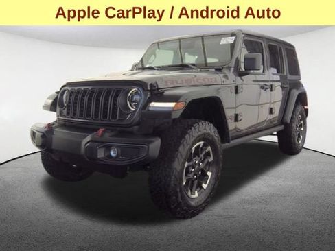 Used 2025 Jeep Wrangler Unlimited Rubicon w/ Convenience Group AWD/4WD image 4