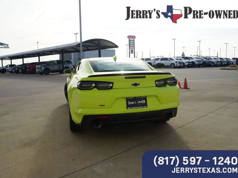 Used 2019 Chevrolet Camaro LT w/ RS Package image 4