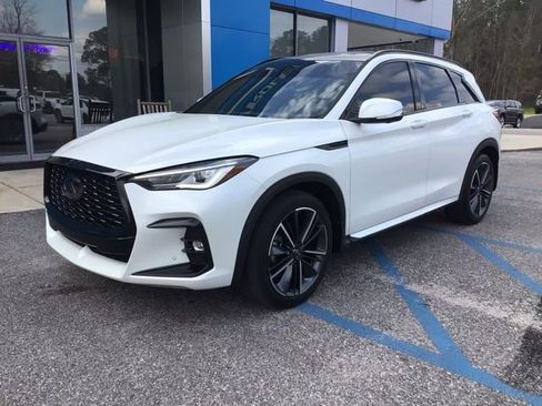 Used 2023 INFINITI QX50 Sport image 2