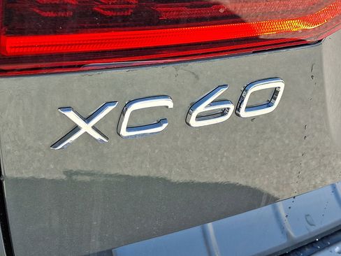 New 2026 Volvo XC60 B5 Plus w/ Protection Package Premier AWD/4WD image 14
