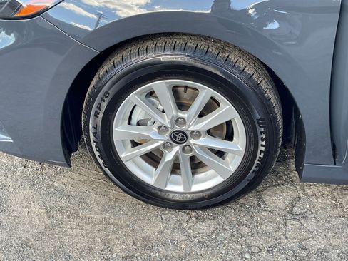 Used 2025 Toyota Camry LE image 29