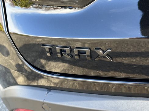 Used 2026 Chevrolet Trax RS w/ Driver Confidence Package image 9