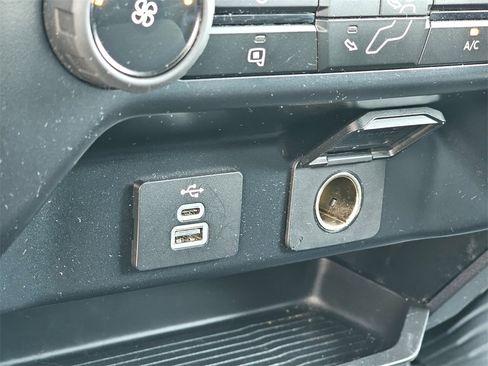 Used 2024 Ford F250 XLT image 21