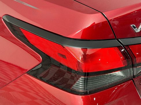 Used 2023 Nissan Versa SV w/ Trunk Package image 35