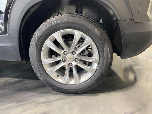 Used 2023 Chevrolet TrailBlazer LS FWD image 10