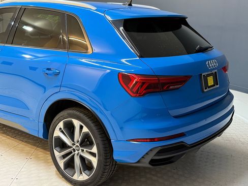 Used 2020 Audi Q3 2.0T Premium Plus w/ Premium Plus Package image 22