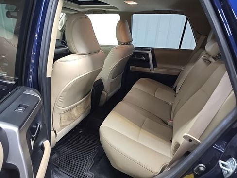 Used 2016 Toyota 4Runner SR5 Premium image 31