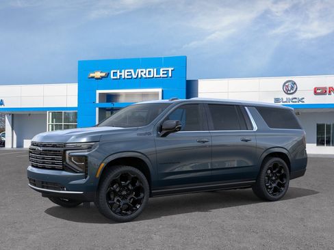 New 2026 Chevrolet Suburban High Country AWD/4WD image 2