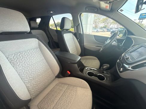 Used 2024 Chevrolet Equinox LT FWD image 37