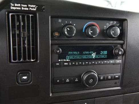 Used 2024 GMC Savana 2500 w/ Driver Convenience Package image 14