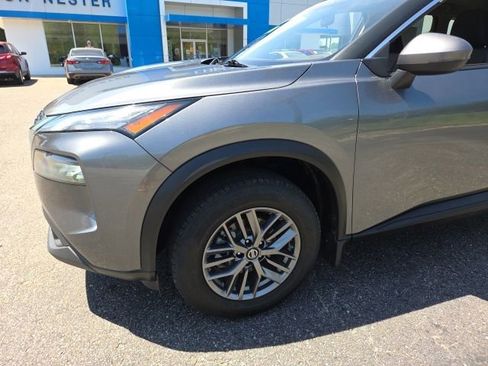 Used 2021 Nissan Rogue S AWD/4WD image 30