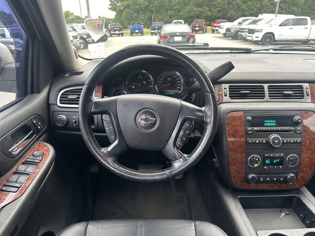 Used 2007 Chevrolet Avalanche LTZ w/ LTZ Preferred Equipment Group RWD image 23