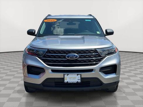 Used 2023 Ford Explorer XLT w/ Class IV Trailer Tow Package AWD/4WD image 8