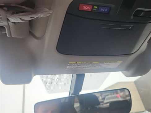 Used 2021 Subaru Outback Touring image 22