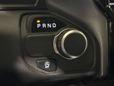 Used 2025 RAM 1500 Big Horn RWD image 18