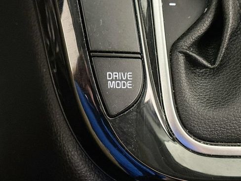 Used 2023 Kia Soul S FWD image 19