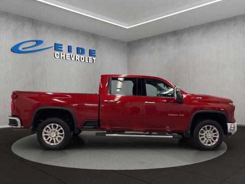 Used 2024 Chevrolet Silverado 3500 LTZ w/ LTZ Plus Package image 2