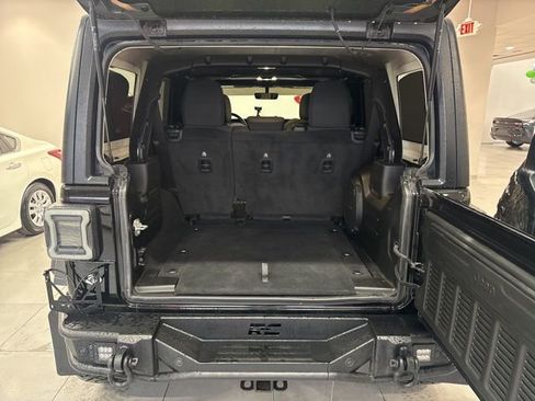 Used 2023 Jeep Wrangler Willys AWD/4WD image 47