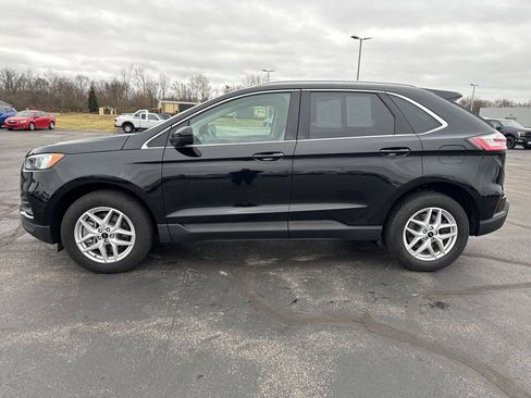 Used 2024 Ford Edge SEL w/ Convenience Package image 5