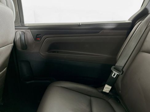 Used 2019 Honda Odyssey EX-L image 30