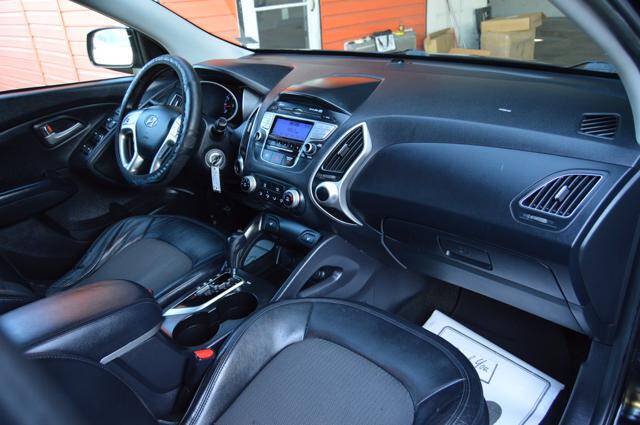 Used 2012 Hyundai Tucson GLS AWD/4WD image 15