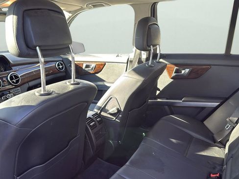 Used 2014 Mercedes-Benz GLK 350 2WD image 29