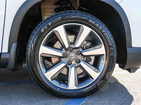 Used 2023 Honda Pilot Elite image 9