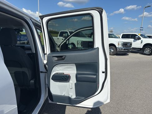 Certified 2022 Ford Maverick XLT image 15