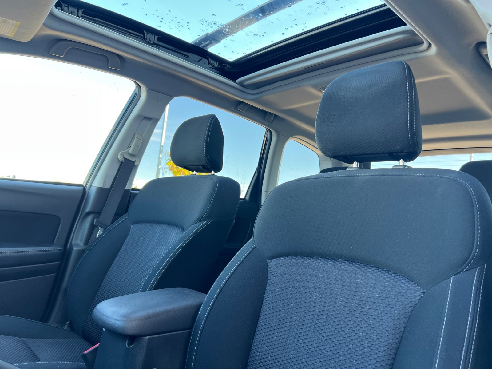 Used 2016 Subaru Forester 2.5i Premium w/ All-Weather Package AWD/4WD image 14