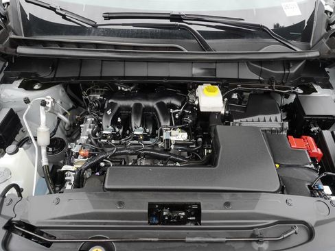 Used 2025 Nissan Pathfinder S image 7