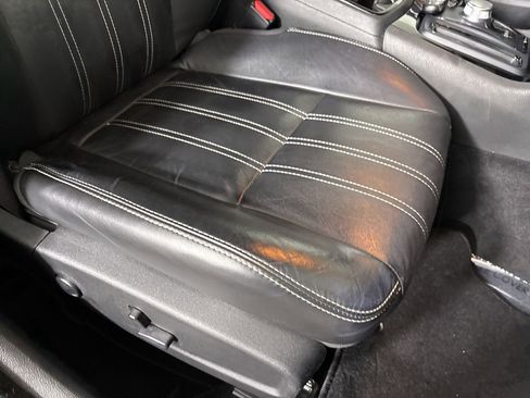 Used 2023 Chrysler 300 S image 29