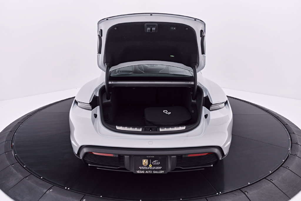 Used 2021 Porsche Taycan Turbo S AWD/4WD image 30