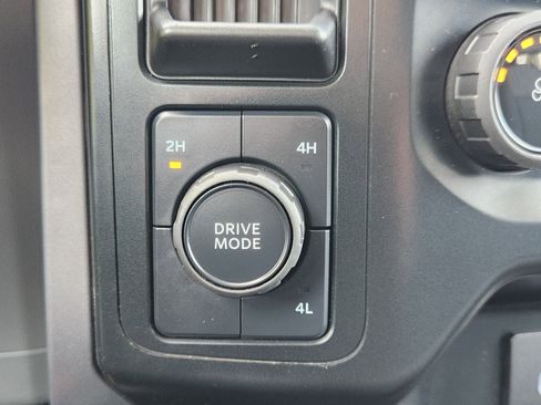 Used 2023 Ford F150 XLT image 27