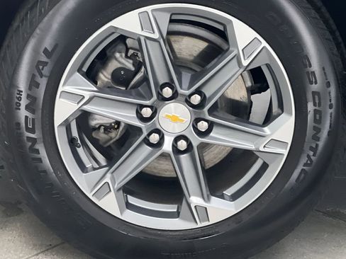 Used 2025 Chevrolet Blazer LT FWD image 61