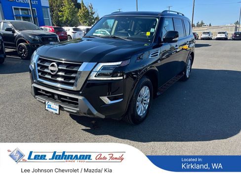 Used 2021 Nissan Armada SV image 1